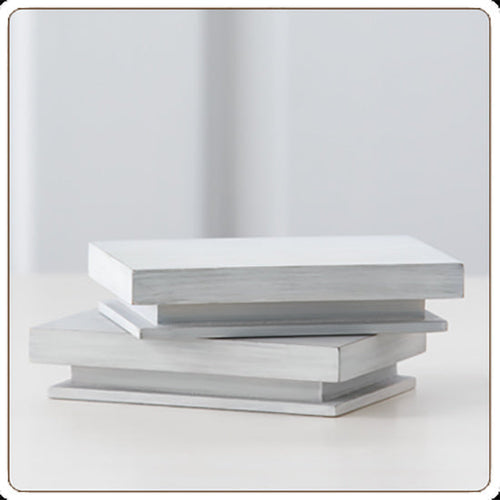 Set of 2 rectangle shelves for displaying figurines and keepsakes
