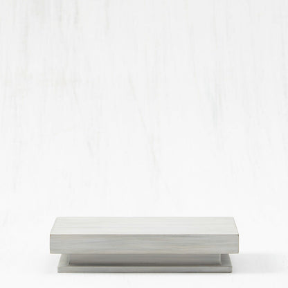 Set of 2 rectangle shelves for displaying figurines and keepsakes